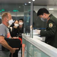 Vietnam elimina el requisito de la prueba PCR para viajeros